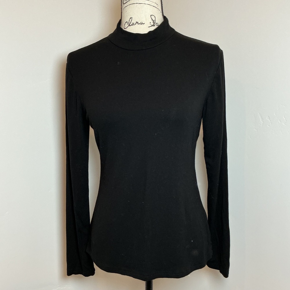 Mangopop Collection Black Long Sleeve Turtleneck Top Size L‎